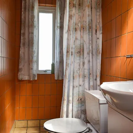 2 Bedroom In
