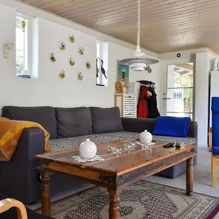 Holiday home 2 Bedroom In Ulfborg